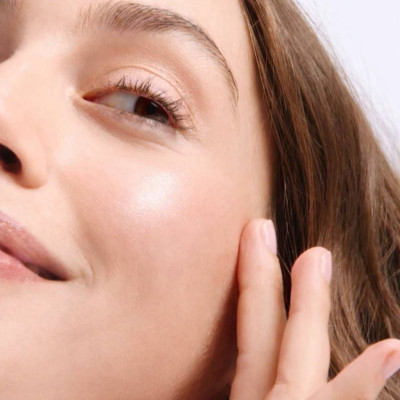 NUXE PRODIGIEUSE HYALU BOOST The Anti-Dark Glow Serum озаряващ серум за лице против тъмни петна 30 мл